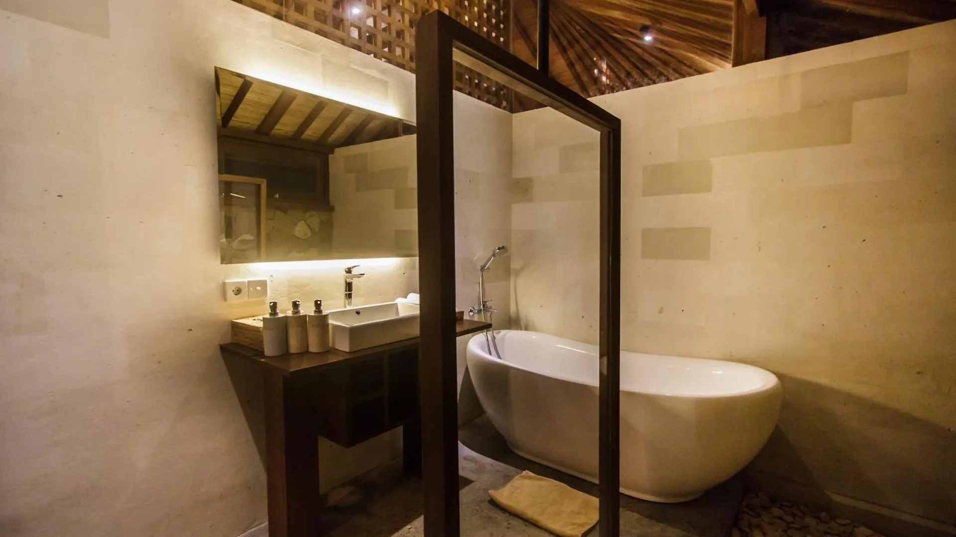 Griya Kcb Villa Ubud Szálloda